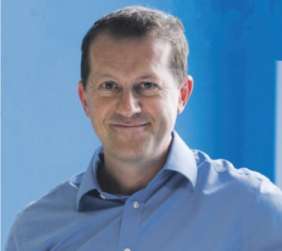 Dr Torben Smith
